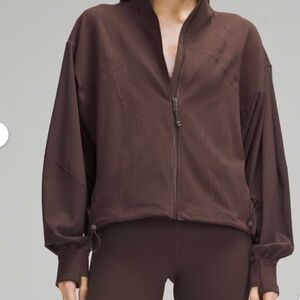 Lululemon relaxed define size4 espresso